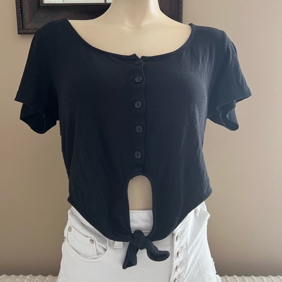 Heart & Hips Black Crop Top Size Large - Picture 1 of 4